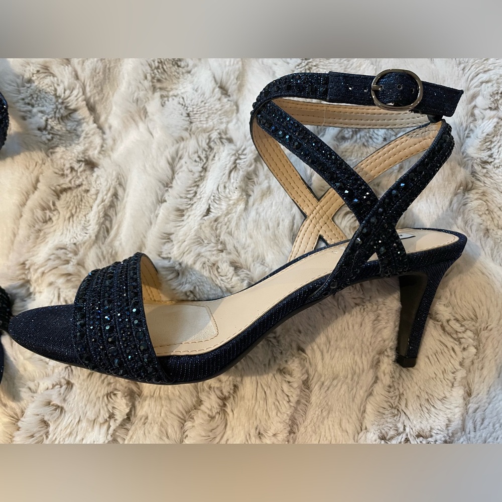 BRAND NEW Alex Marie glitter rhinestone ankle strap sandals